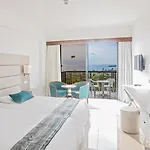 Nelia Sea Breeze Hotel Agia Napa