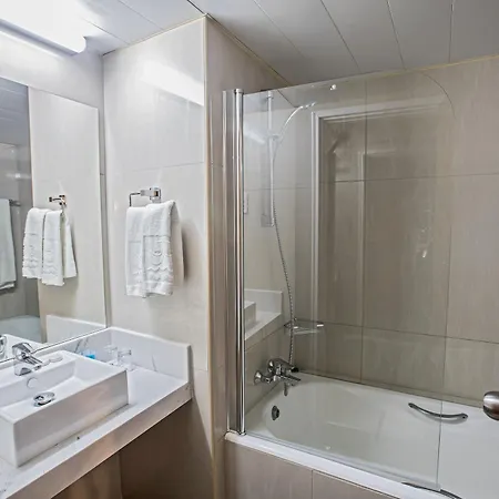 Hotel Anmaria 4*