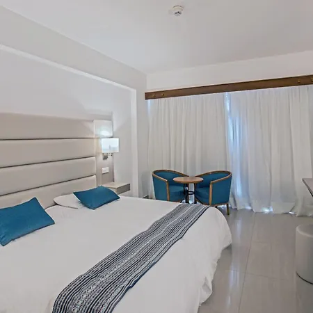Anmaria Hotel 4*