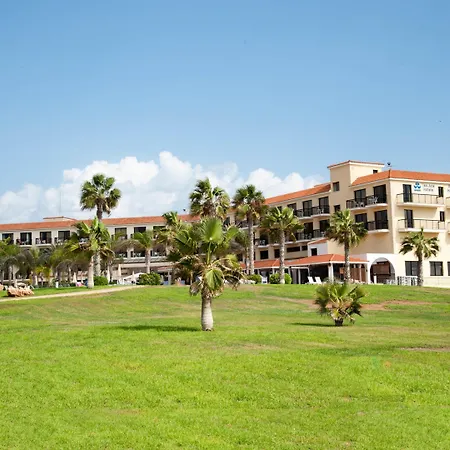 Nelia Sea Breeze מלון