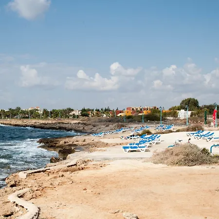 Nelia Sea Breeze