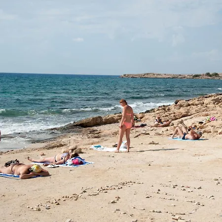 מלון Nelia Sea Breeze