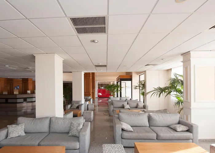 Nelia Sea Breeze Hotel 4*