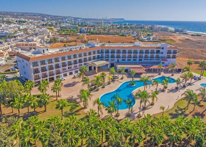 Hotel Nelia Sea Breeze 4*