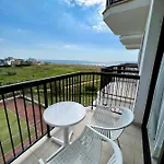 Hotel Nelia Sea Breeze 4*