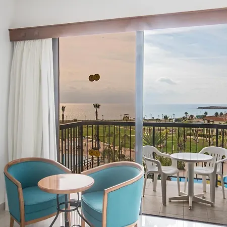 Nelia Sea Breeze 호텔 4*