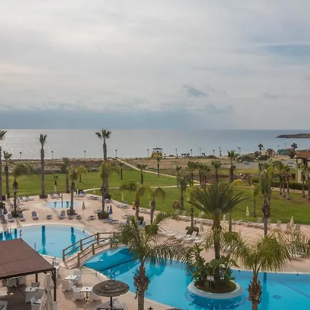 Nelia Sea Breeze Hotel 4*