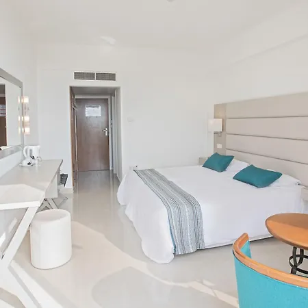 Anmaria & Hotel 4*