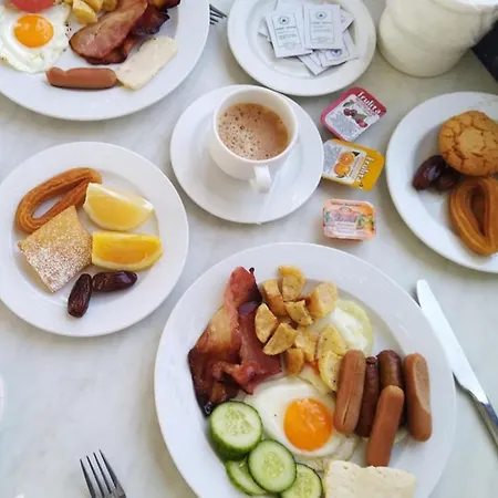 Nelia Sea Breeze 호텔