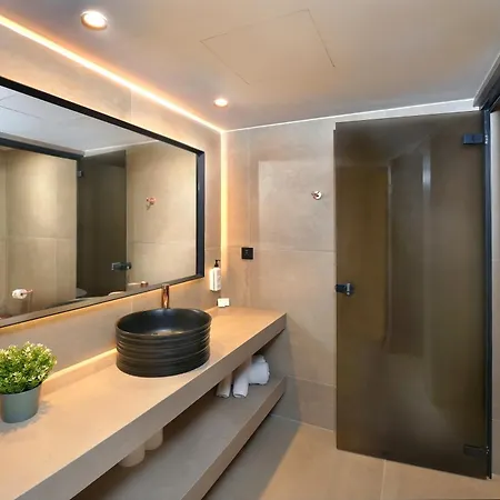 Nelia Sea Breeze Agia Napa