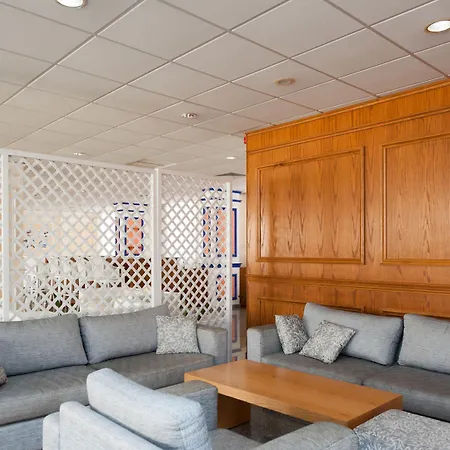 فندق Nelia Sea Breeze 4*