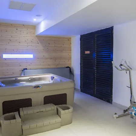 Nelia Sea Breeze 아이아 나파