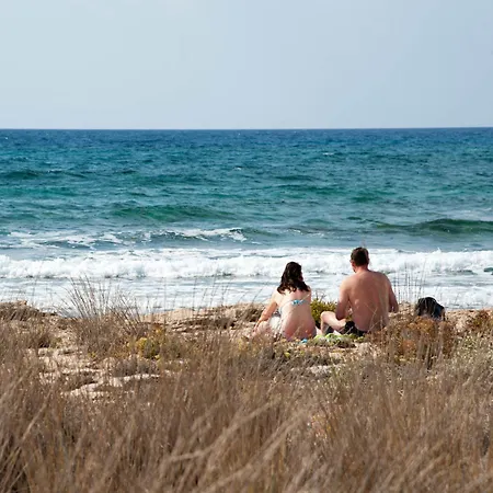 Nelia Sea Breeze Hotel