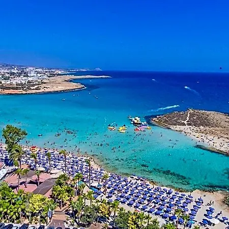 فندق Nelia Sea Breeze 4*