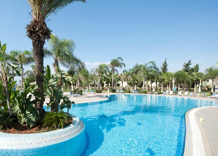 Nelia Sea Breeze Hotell