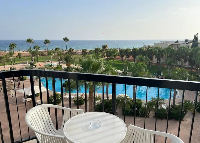 Nelia Sea Breeze فندق 4*